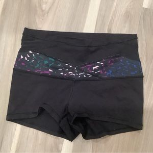 Lululemon size 10 black shorts